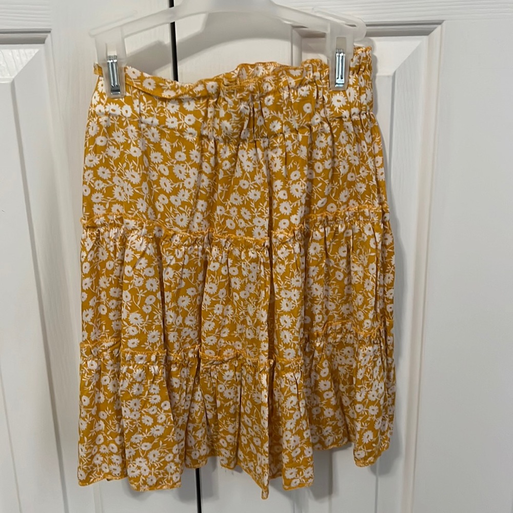 Yellow skirt w flowers from shein